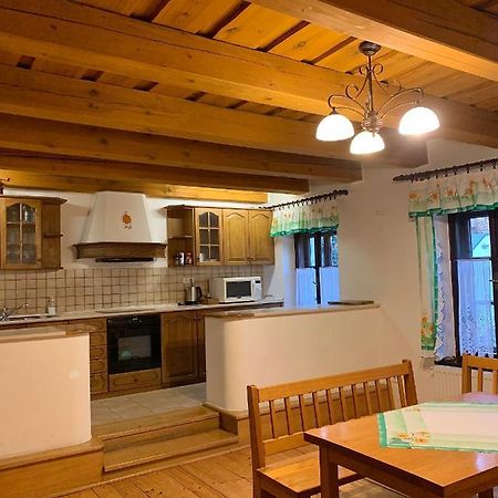 Vip Miku Apartman 2 ميكولوف المظهر الخارجي الصورة